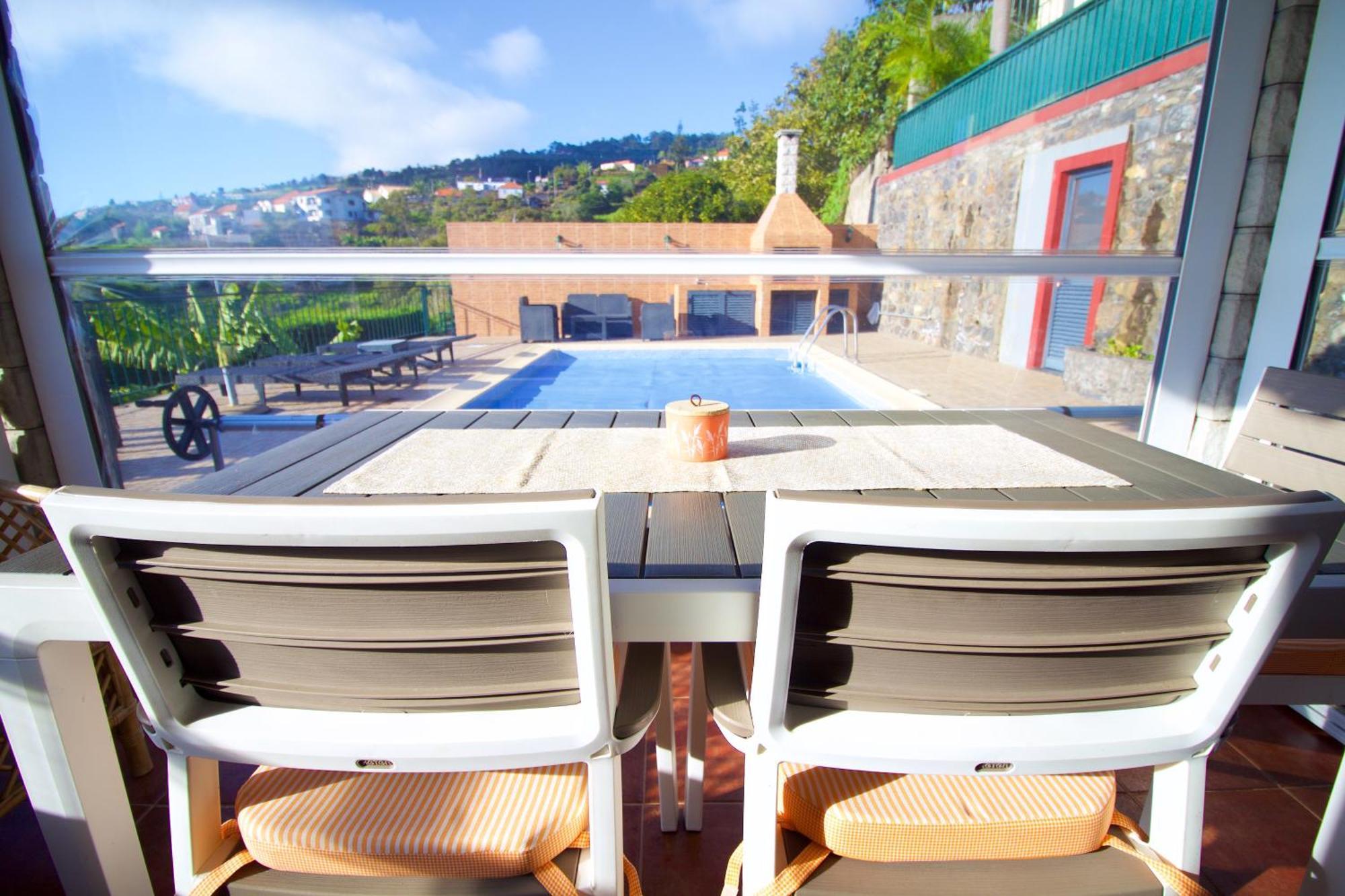 Casa Da Rainha Bungallow Estreito Da Calheta Екстериор снимка