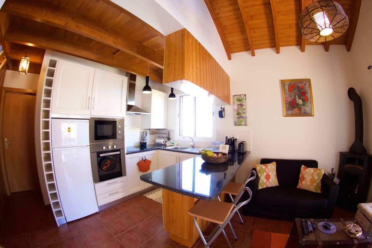Casa Da Rainha Bungallow Estreito Da Calheta Екстериор снимка